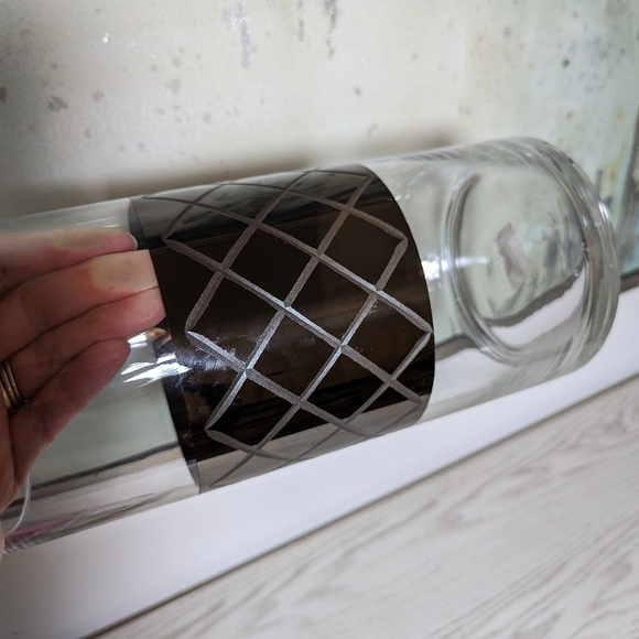 Etched Glass Vase - Picture 7 of 7